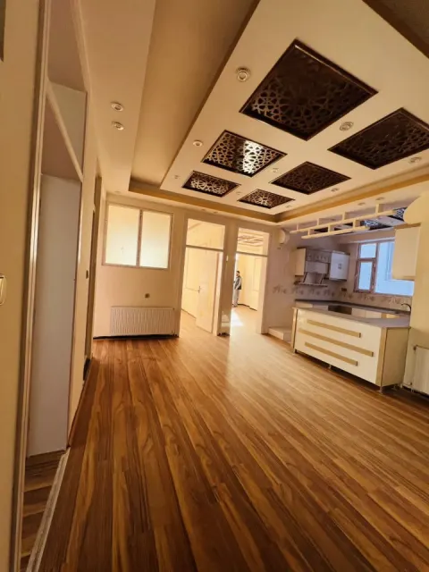 Apartment 5 rooms VIP