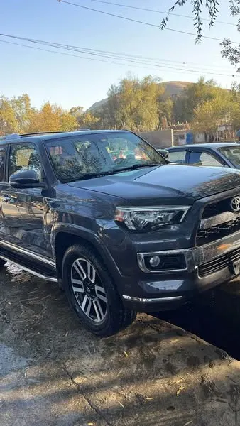 Toyota 4 Runner 2017