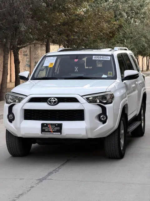 Toyota 4Runner SR5 2016