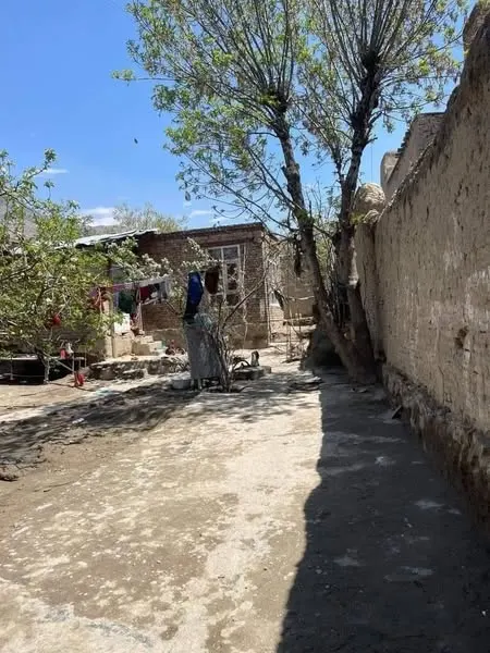 Old house for sale, 2 rooms, 5 biswa, Chehelsotoon, District 7, Kabul