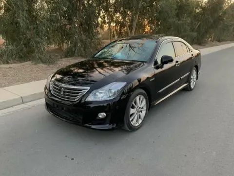 2010 Toyota Crown Hybrid for Sale