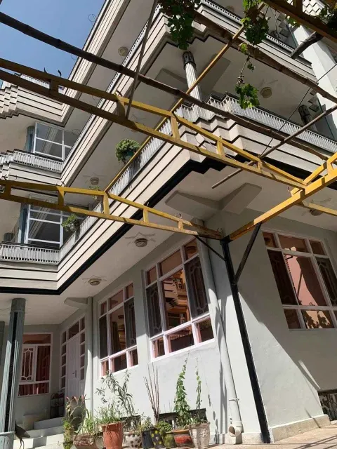 House 9 rooms for rent
