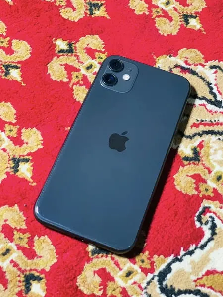iPhone 11