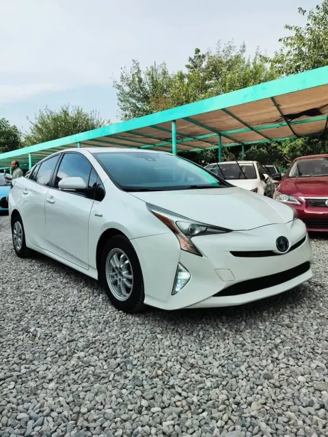 Toyota Prius 2016