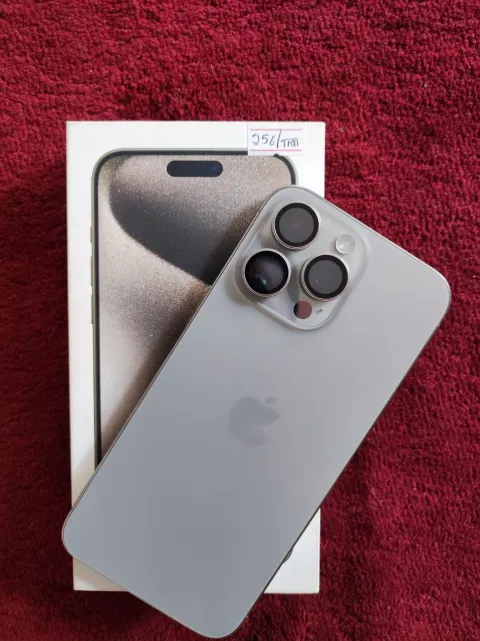 Iphone 15 pro max Mobile