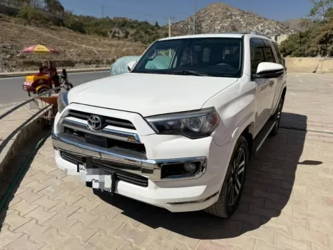 Toyota 4Runner SR5 2016
