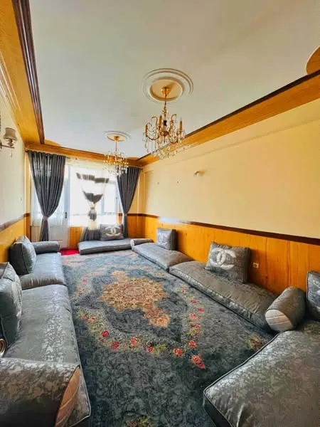 5-storey building for sale, 23 rooms, 3 biswa, Qambar Square, Khushal Khan