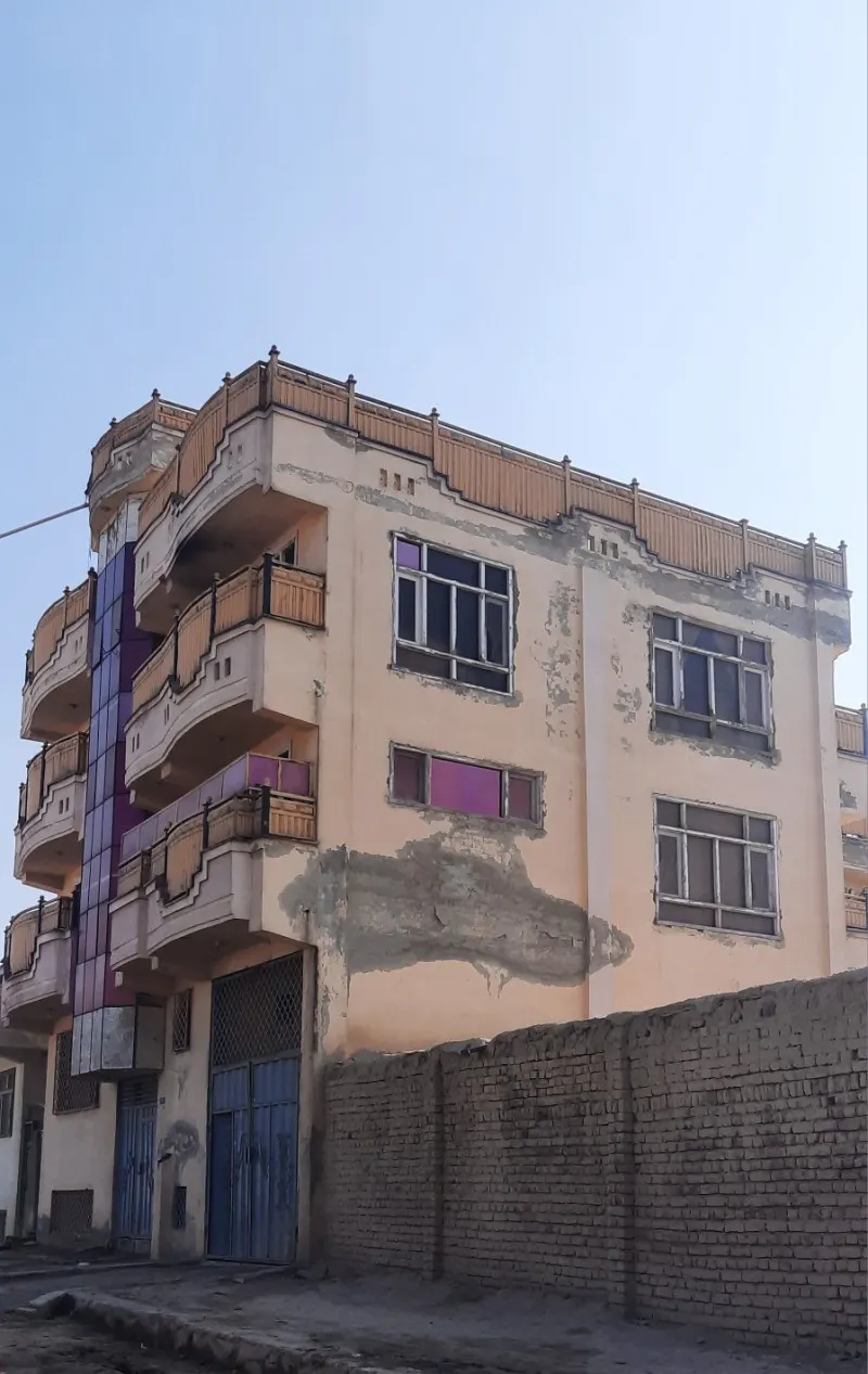 Housr For Sale 12 Rooms