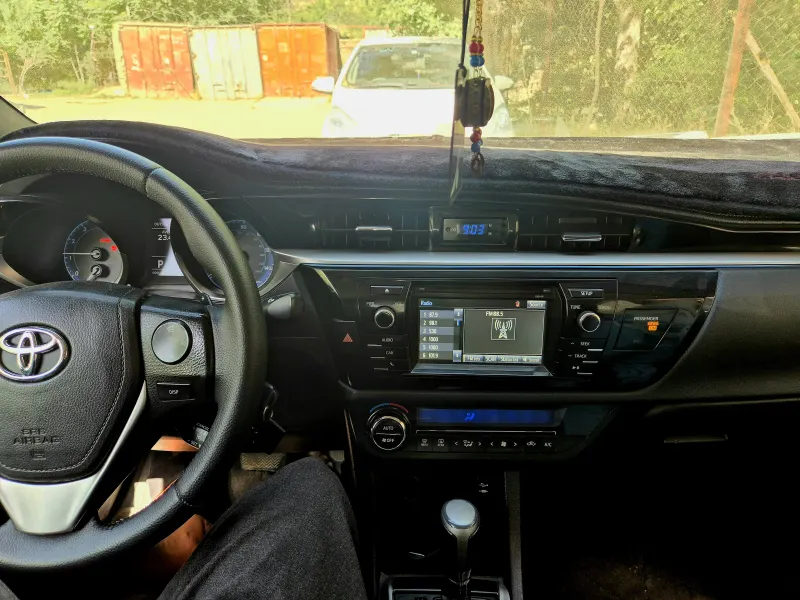Corolla 2015 urgent sale
