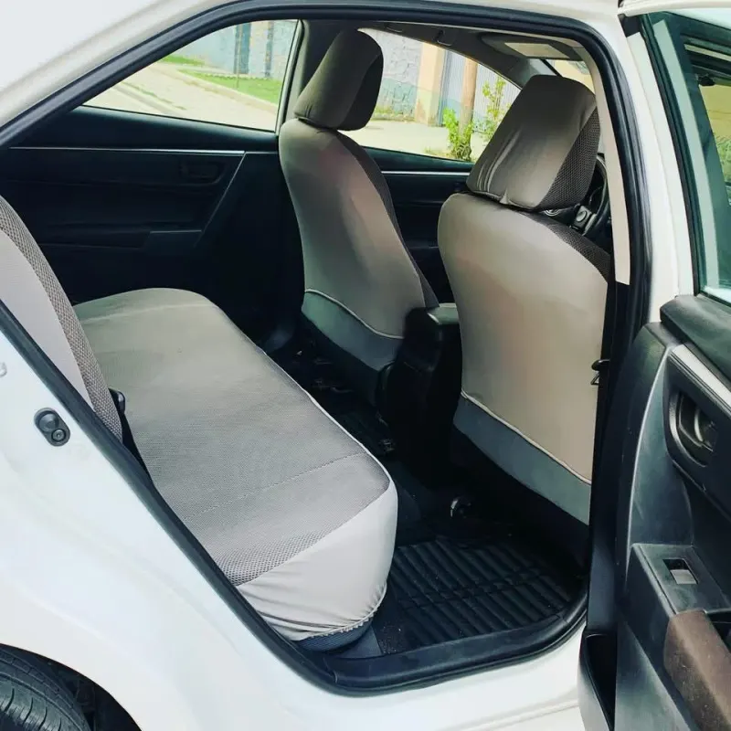 Toyota Corolla 2015
