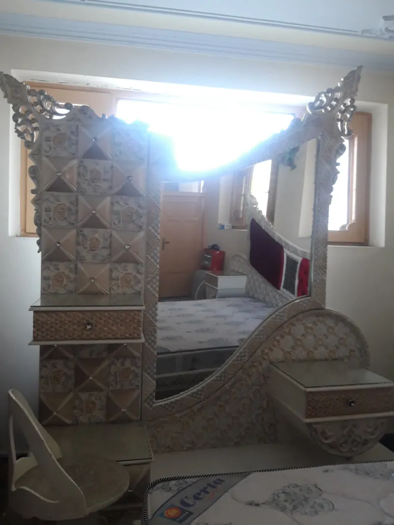 Royal Double Wooden Bed