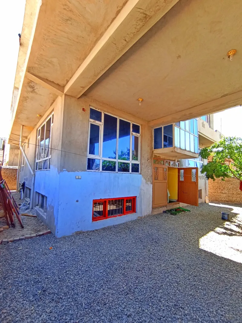 New 3-storey house for sale, 9 rooms, 3 biswa, Sar-e Takht, District 5, Kabul