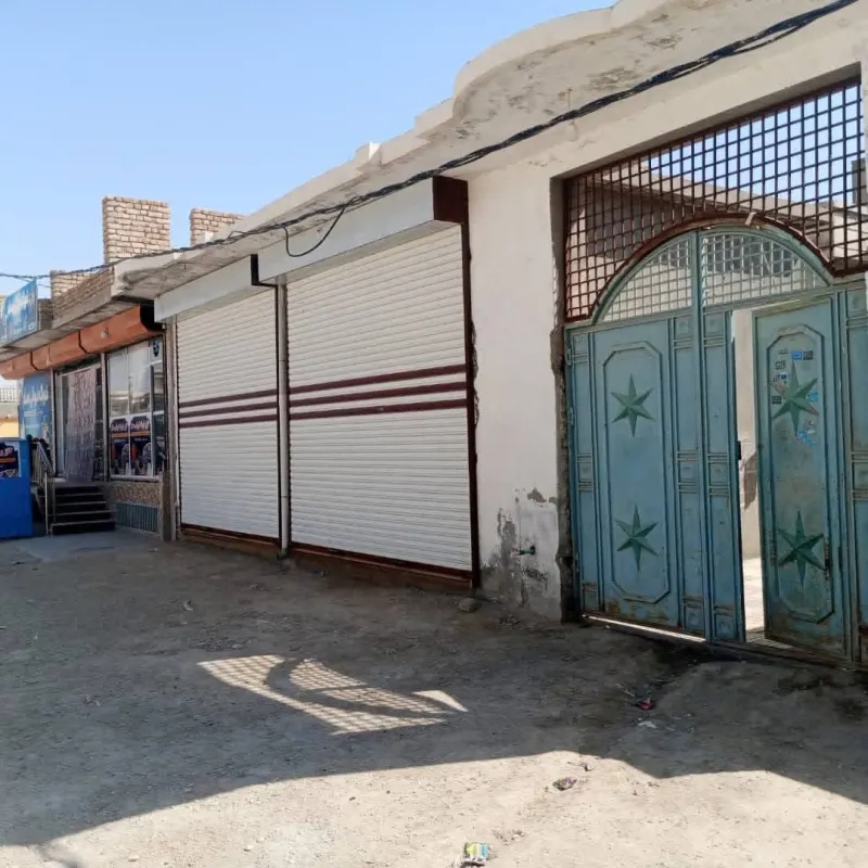 House with 2 shops for sale, 3 rooms, 240 m², Chowk-e Saat, Mazar-i-Sharif