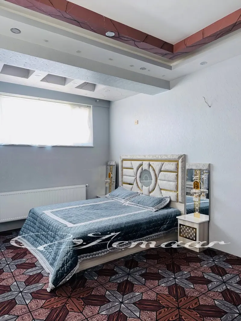 Apartment For Sale 4 Rooms