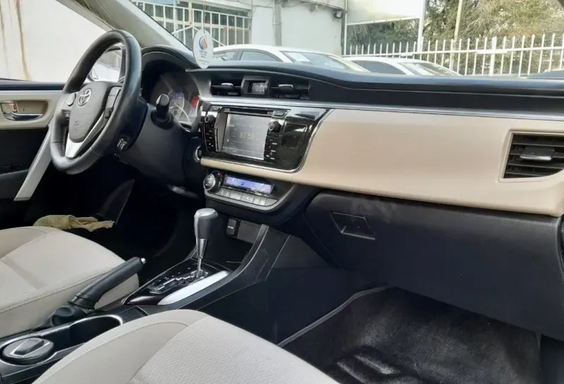 Toyota Corolla 2015