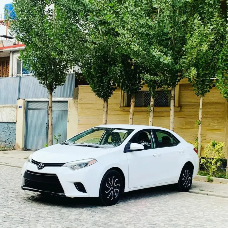 Toyota Corolla 2015