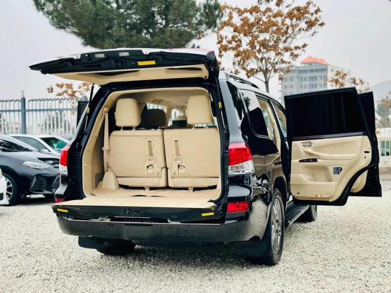 Lexus LX570 2014