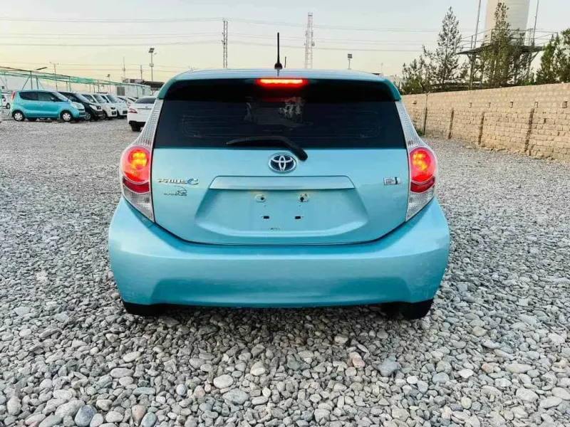 Toyota Prius 2012