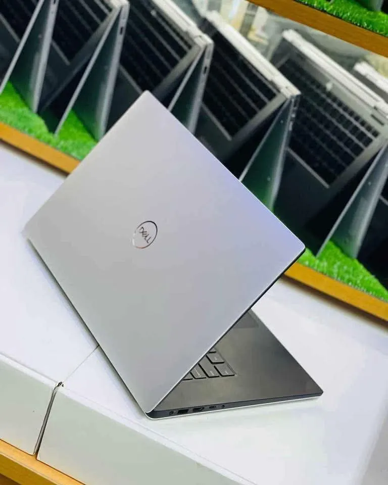 Dell precision 5540