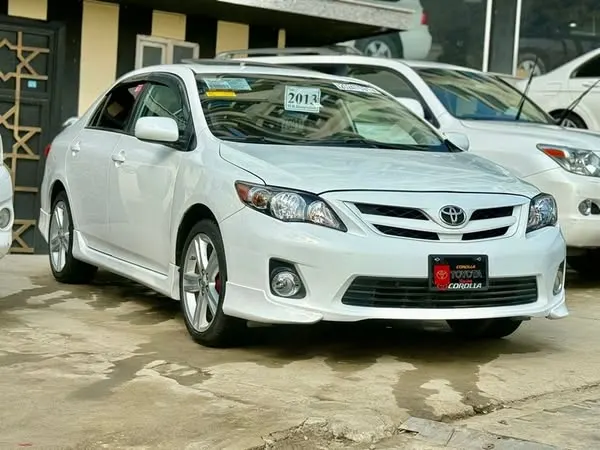 Toyota Corolla S 2013