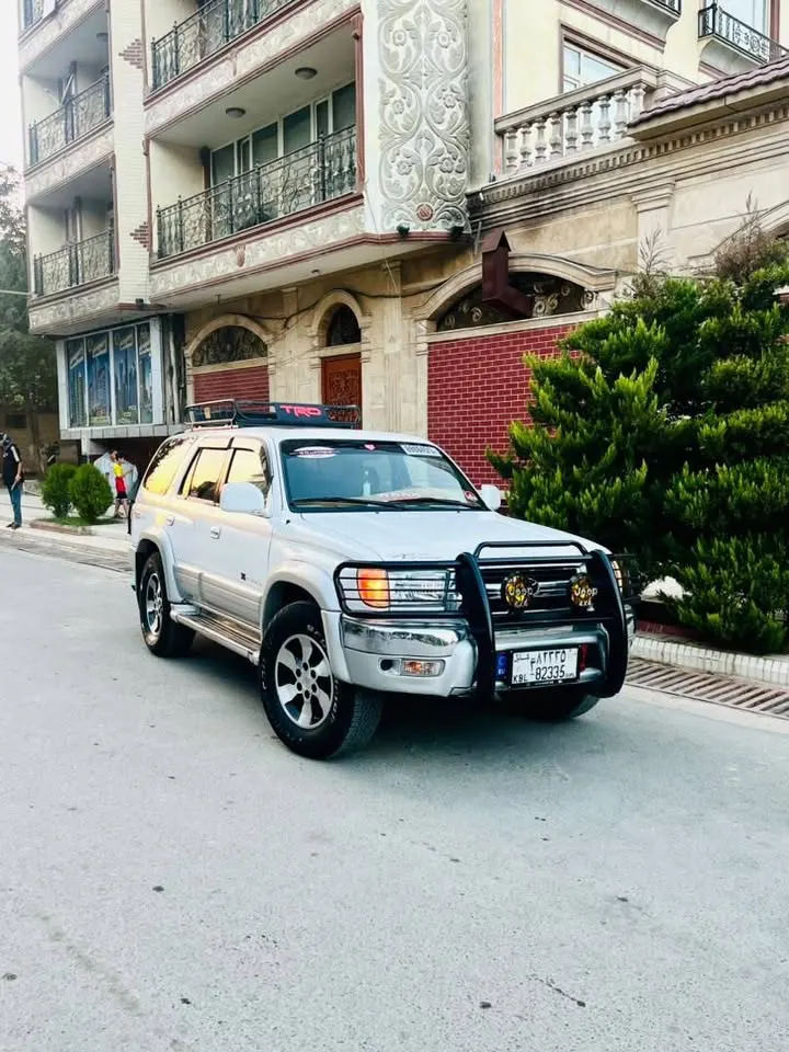 Toyota 4Runner Limited 2000