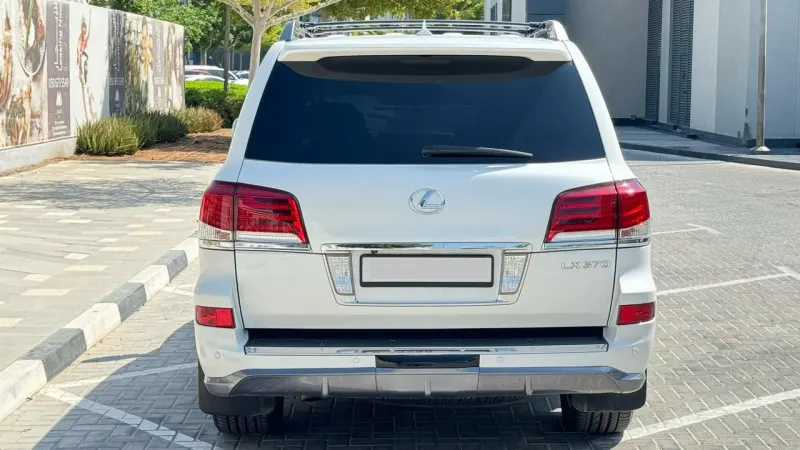 Lexus LX570 2015