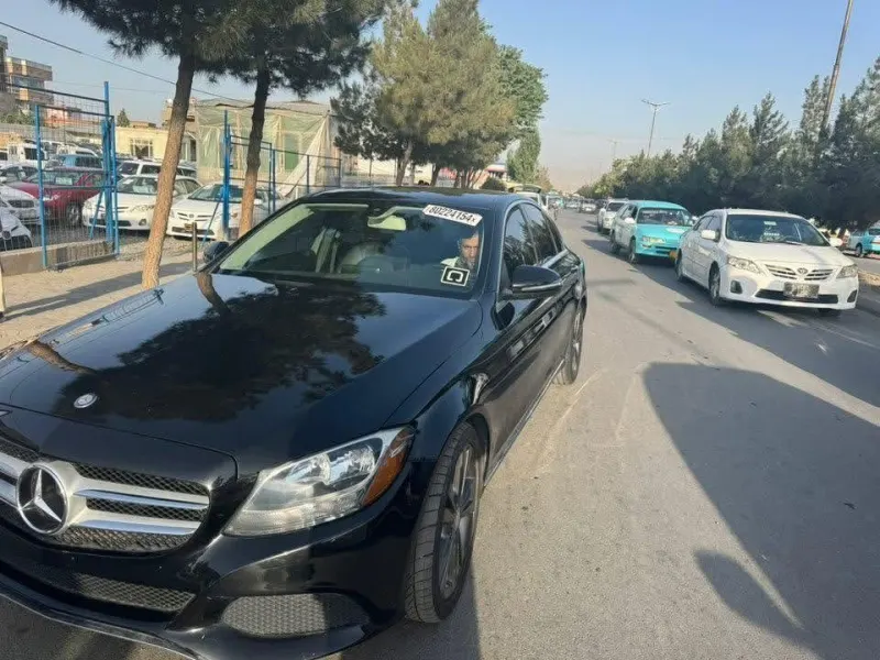 Mercedes-Benz C300 2016