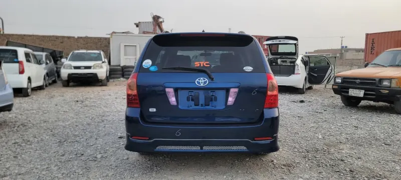 Toyota Fielder 2005