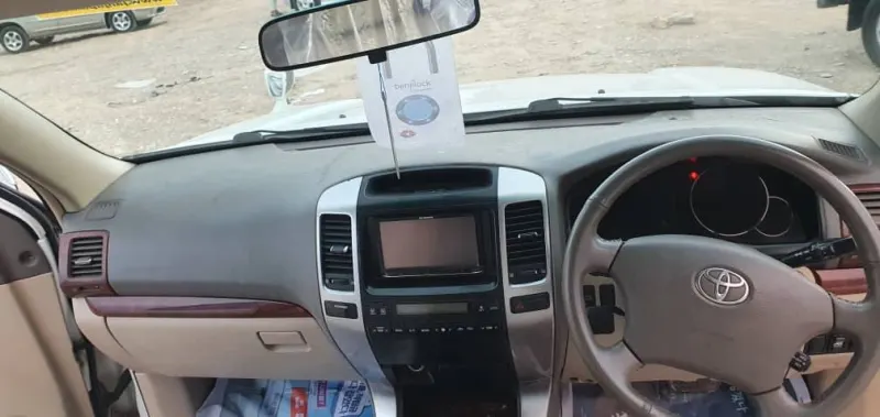 Toyota Land Cruiser Prado 2004