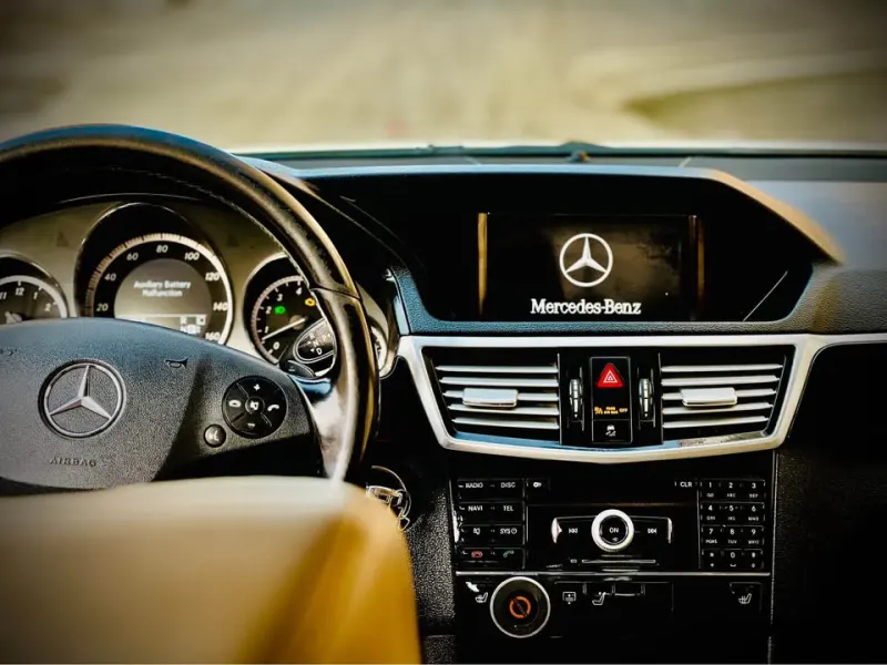 Mercedes-Benz E-Class 2010