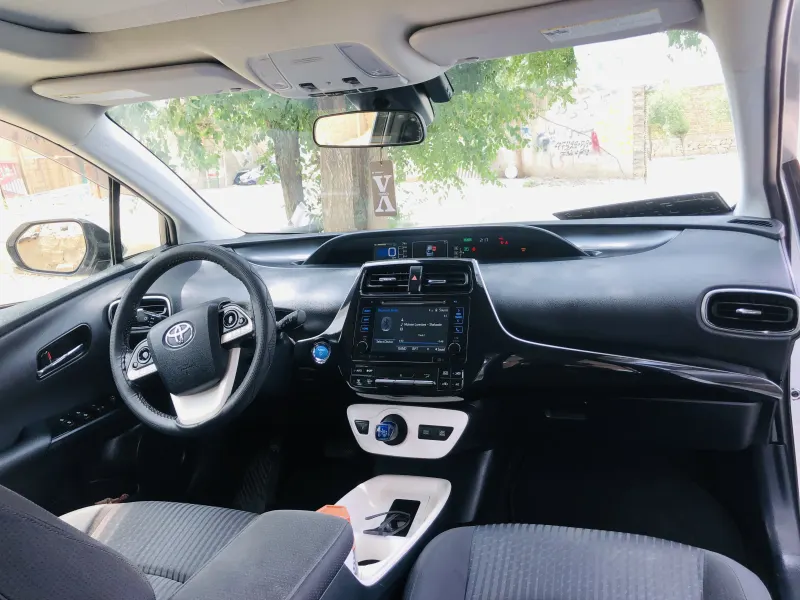 Toyota Prius 2016