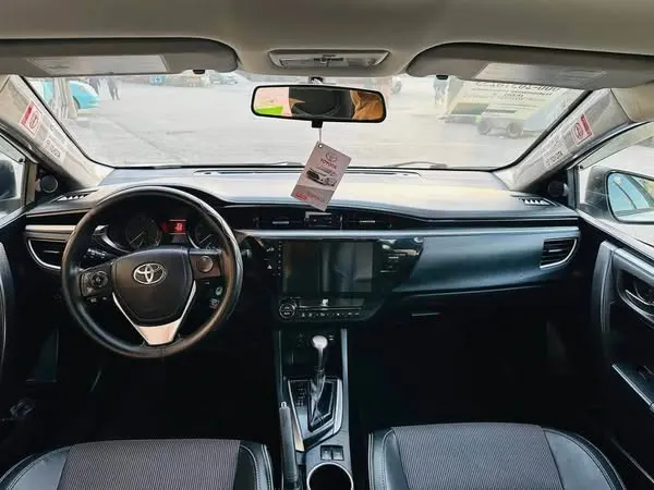 Toyota Corolla 2015