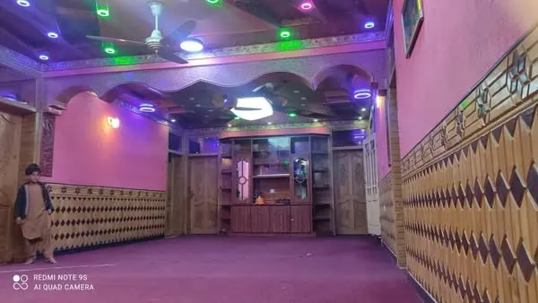 House for sale, 4 rooms, 600 m² (6 biswa)