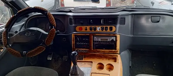 Mercedes-Benz 2001