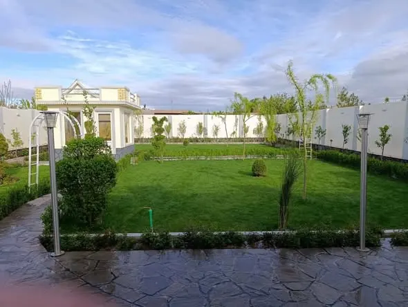 Luxury garden villa for nightly rent, Mustafa Shidayi Township