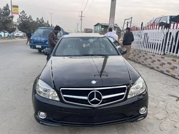 Mercedes-Benz C300 2009