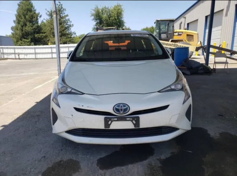 Toyota Prius 2017