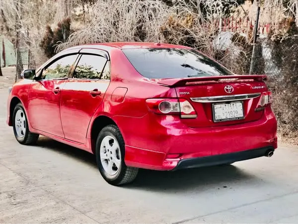 Toyota Corolla LE 2010