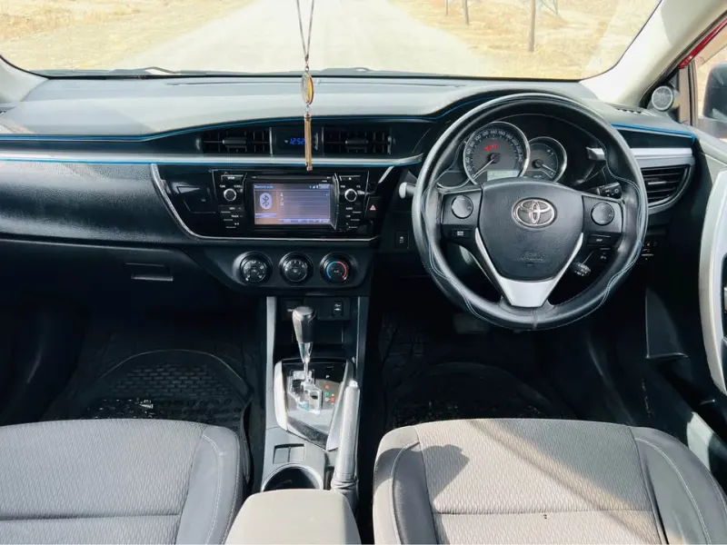 Toyota Corolla 2015