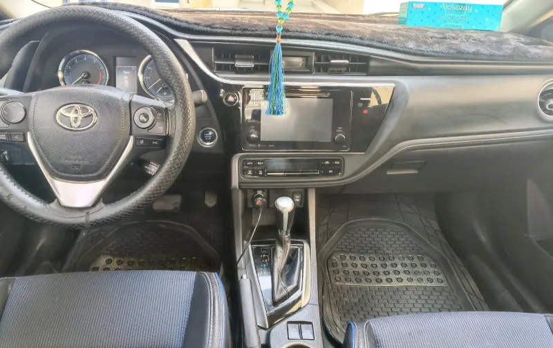 Corolla 2017
