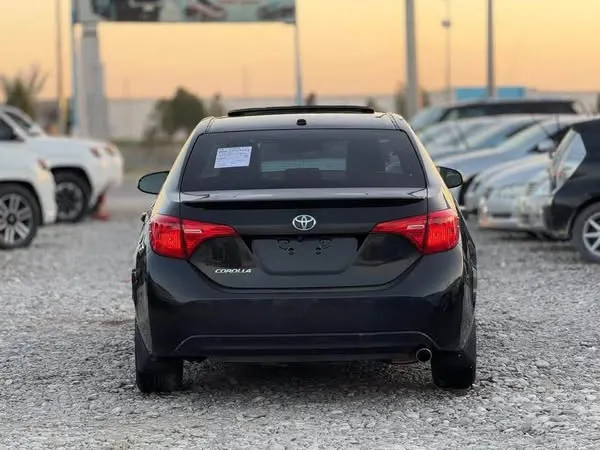 Toyota Corolla 2015