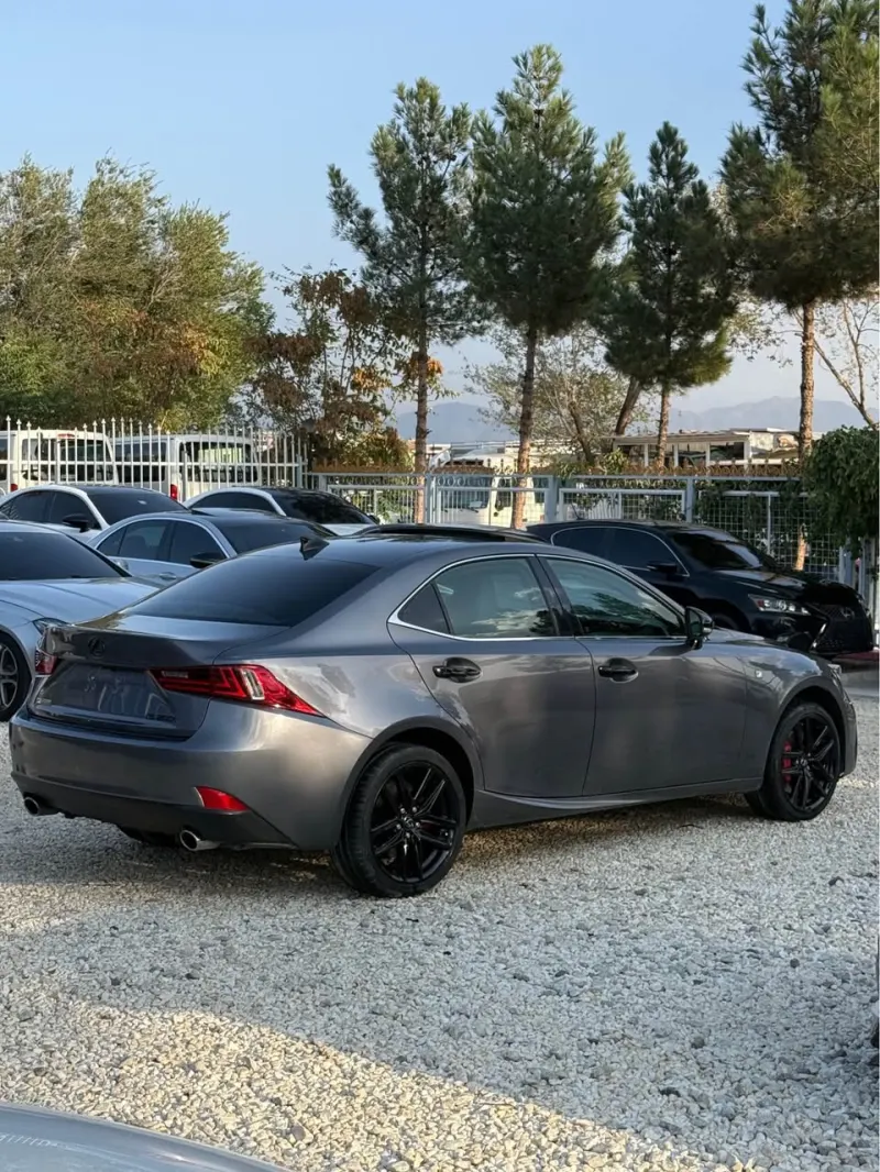 Lexus 2006