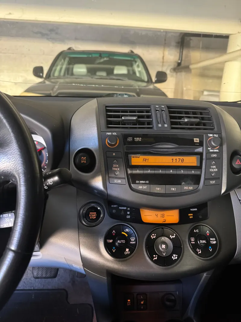 Toyota RAV4 Limited