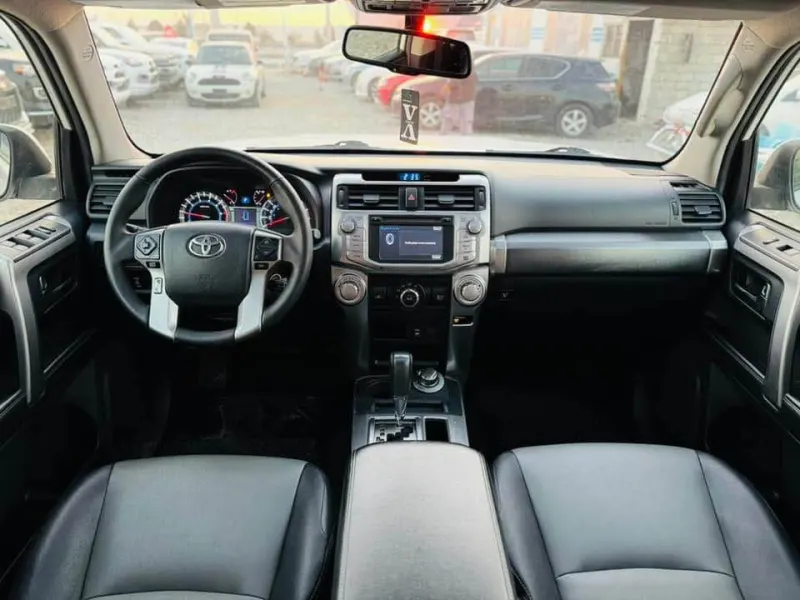 Toyota 4Runner SR5 2015