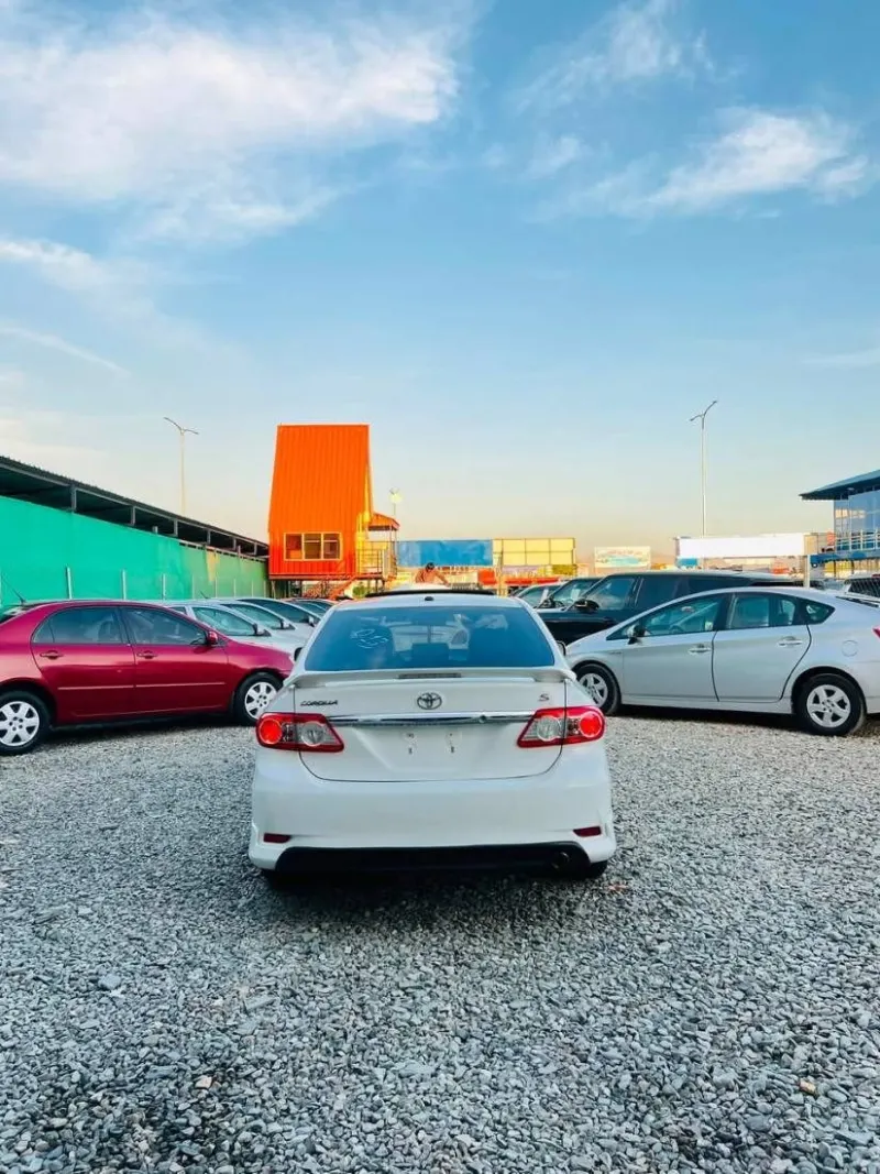 Toyota Corolla S 2013
