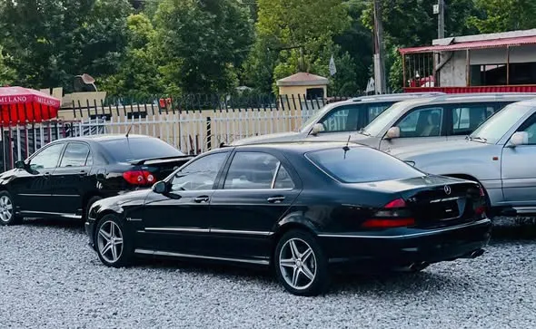 Mercedes-Benz 2005