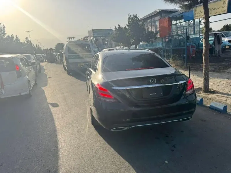 Mercedes-Benz C300 2016