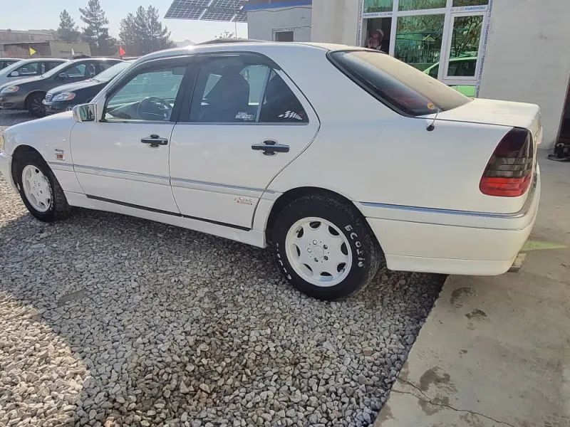 Mercedes-Benz