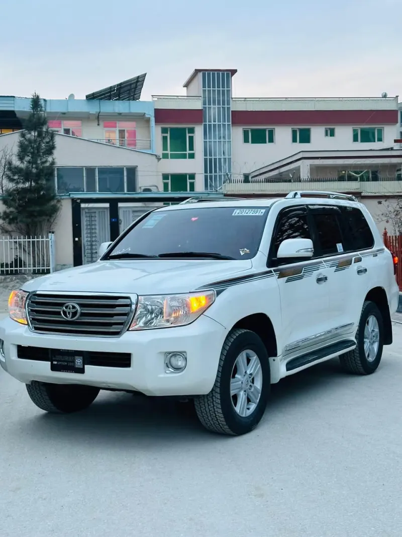Toyota Land Cruiser 2010