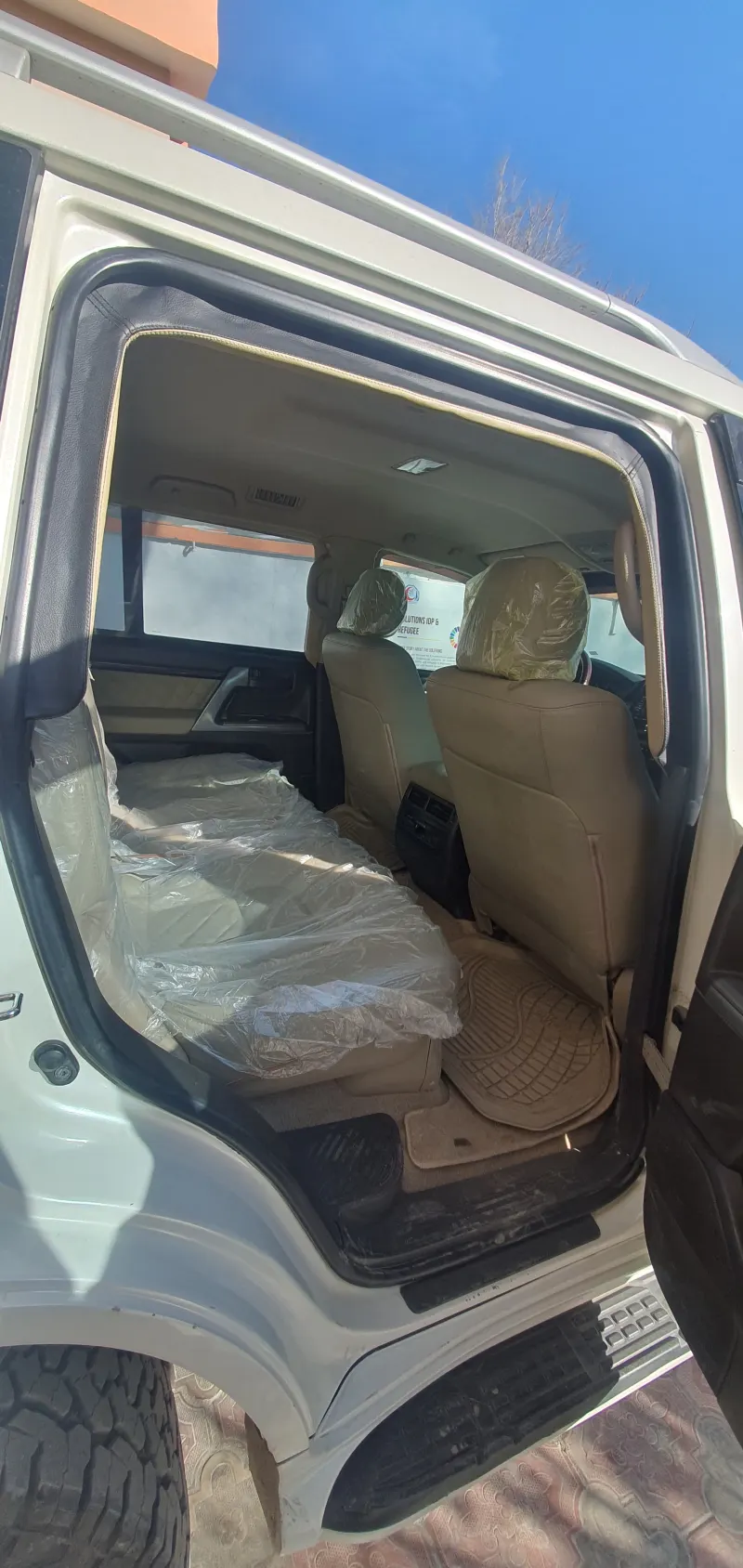 Toyota Land Cruiser 2010